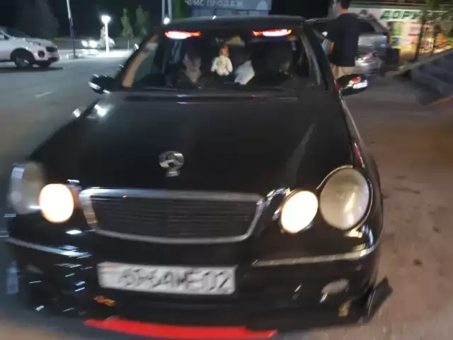 Mercedes-Benz C class, 2006 1, avtobaza.tj