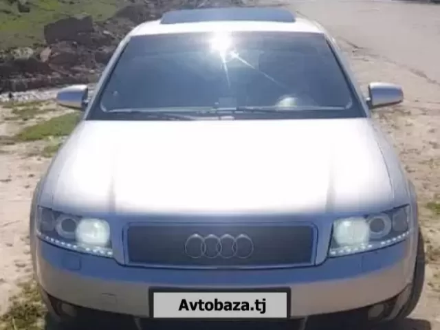 Audi A4 1, avtobaza.tj