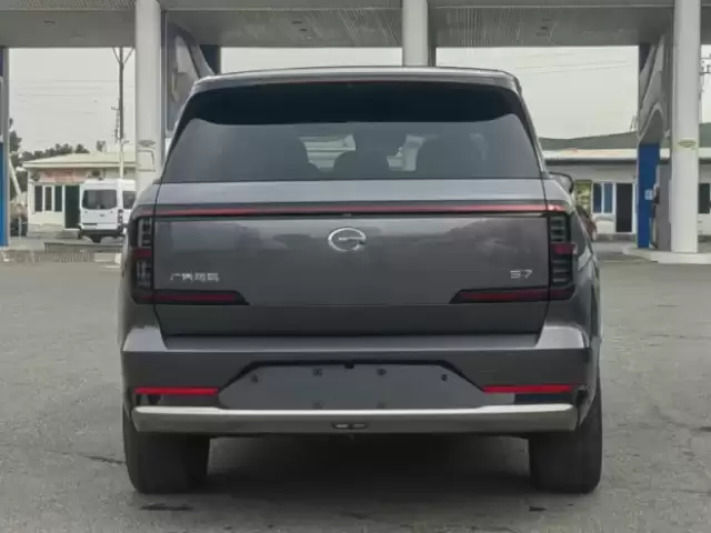 GAC GS8, 2025 1, avtobaza.tj