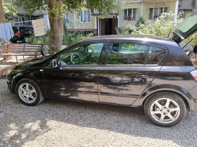 Opel Astra H 1, avtobaza.tj