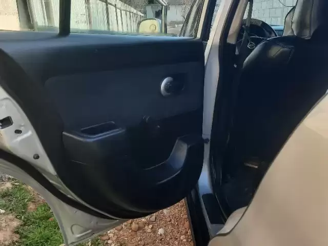 Nissan Tiida, 2011 1, avtobaza.tj Nissan Tiida, 2011 1, avtobaza.tj