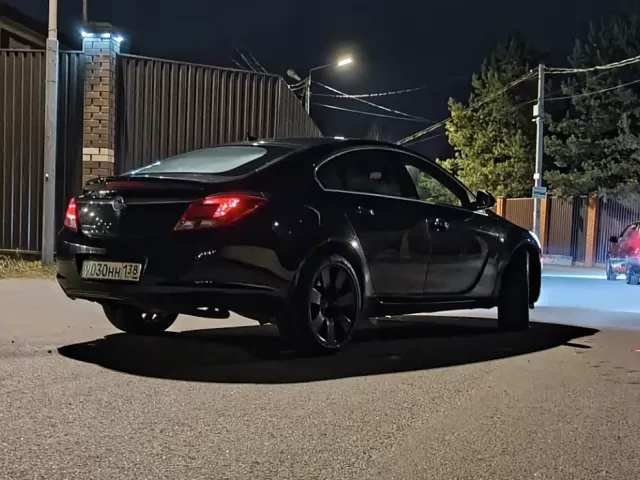 Opel Insignia, 2012 1, avtobaza.tj