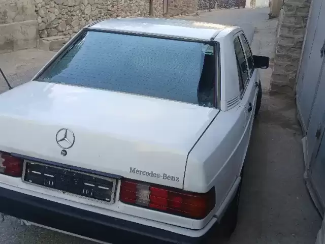 Mercedes-Benz 190, 1990 1, avtobaza.tj