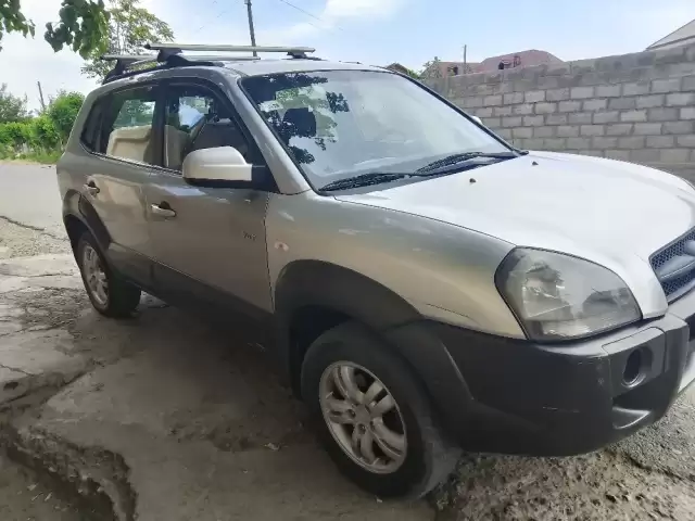 Hyundai Tucson, 2007 1, avtobaza.tj
