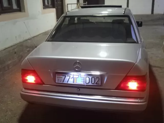 Mercedes-Benz E class 1, avtobaza.tj