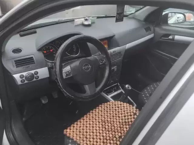 Opel Astra H, 2006 1, avtobaza.tj Opel Astra H, 2006 1, avtobaza.tj