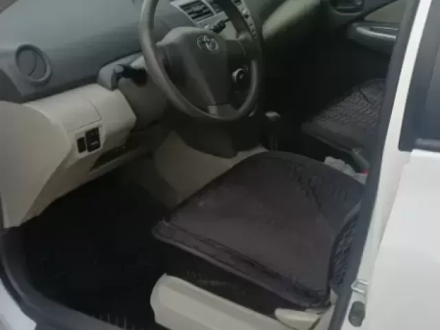 Toyota Belta, 2008 1, avtobaza.tj