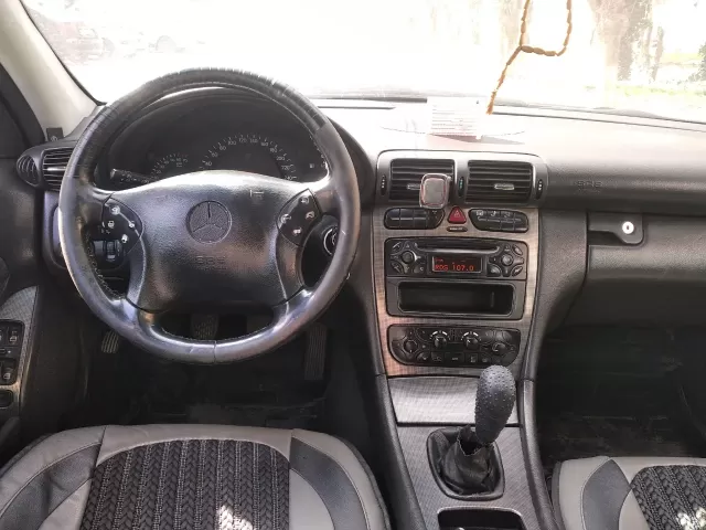 Mercedes-Benz C class, 2001 1, avtobaza.tj