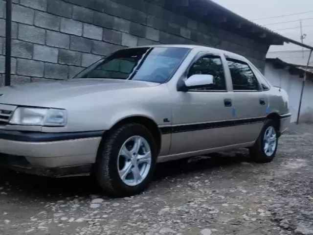 Opel Vectra A 1, avtobaza.tj