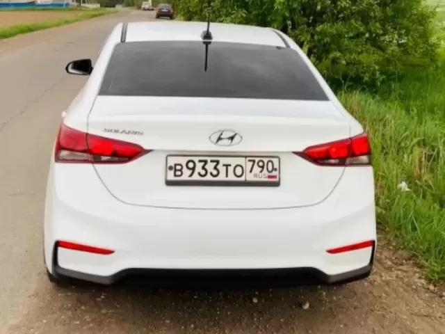 Hyundai Solaris 1, avtobaza.tj