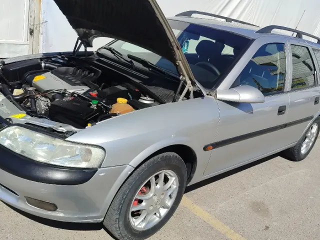 Opel Vectra 1, avtobaza.tj