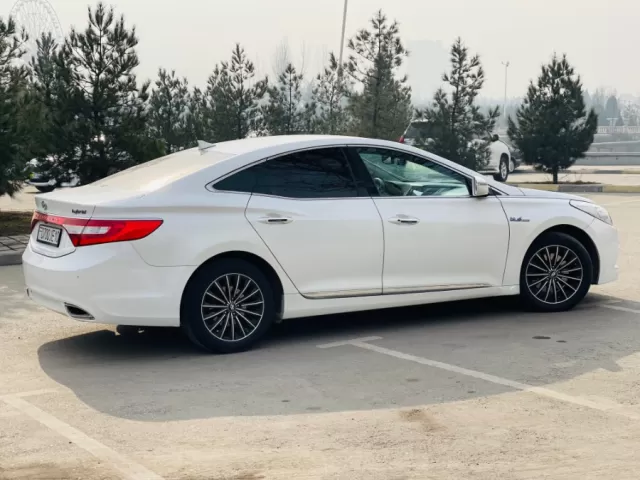 Hyundai Grandeur, 2014 1, avtobaza.tj