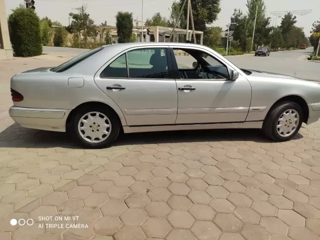 Mercedes-Benz E class 1, avtobaza.tj