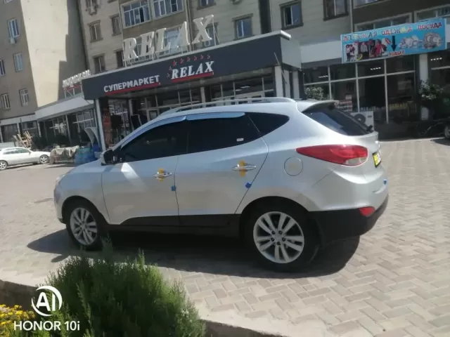 Hyundai Tucson 1, avtobaza.tj