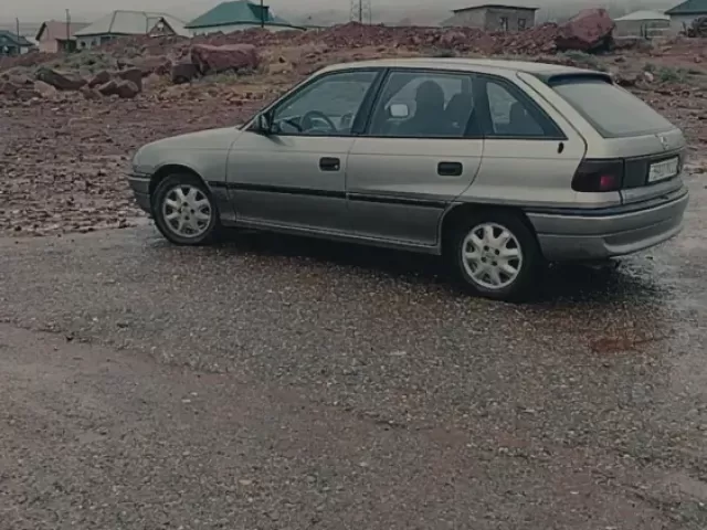 Opel Astra F 1, avtobaza.tj