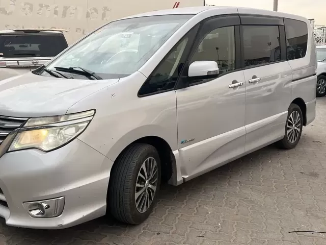 Nissan Serena, 2015 1, avtobaza.tj