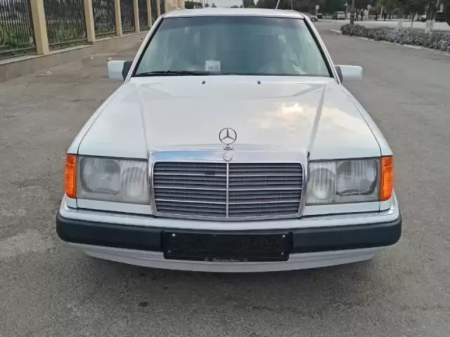 Mercedes-Benz W124, 1991 1, avtobaza.tj Mercedes-Benz W124, 1991 1, avtobaza.tj