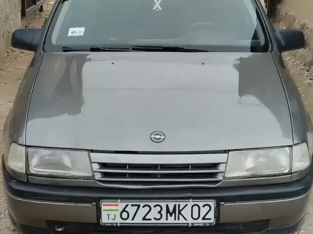 Opel Vectra A, 1990 1, avtobaza.tj Opel Vectra A, 1990 1, avtobaza.tj