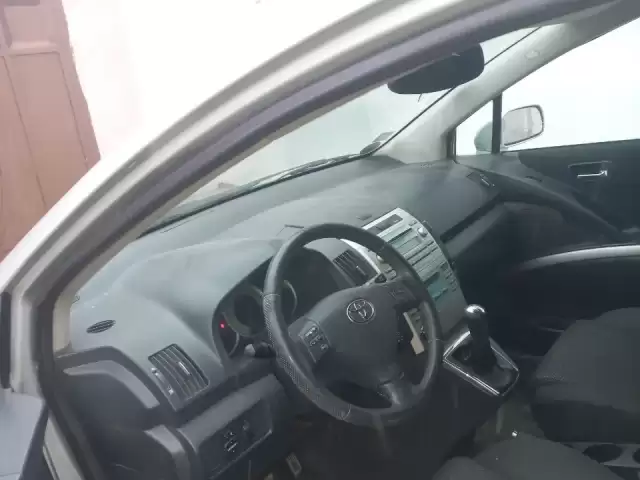 Toyota Corola Verso, 2008 1, avtobaza.tj