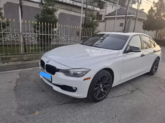 BMW 3 Series 320i, 2014 1, avtobaza.tj