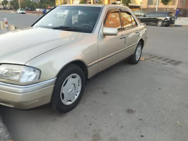 Mercedes-Benz C class 1, avtobaza.tj