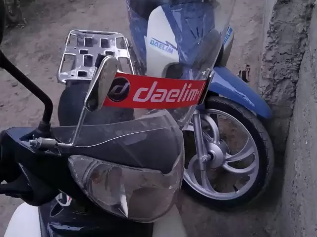 Скутер утка Daelim, 2009 1, avtobaza.tj