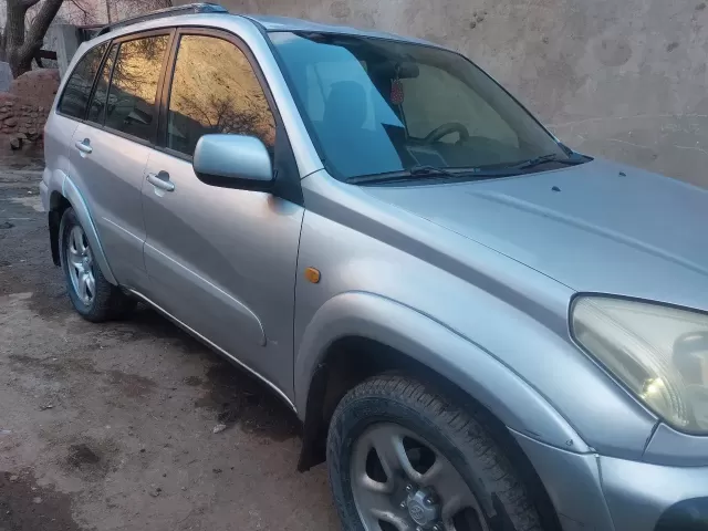 Toyota RAV 4, 2001 1, avtobaza.tj