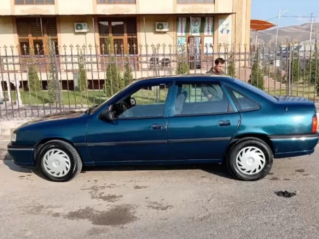 Opel Vectra A, 1994 1, avtobaza.tj