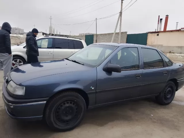 Opel Vectra A 1, avtobaza.tj