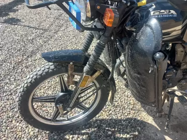 Suzuki мотоцикл, 2024 1, avtobaza.tj