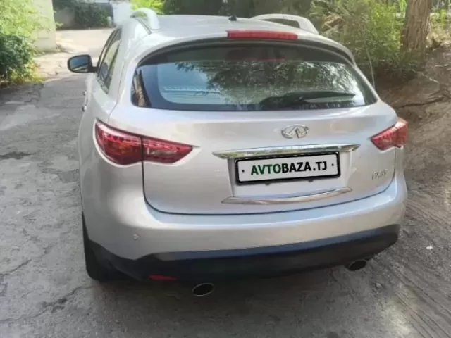 Infiniti FX35 1, avtobaza.tj