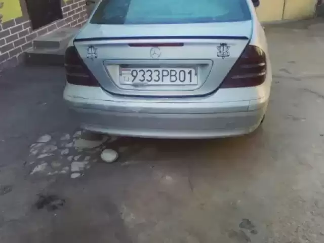 Mercedes-Benz C class, 2002 1, avtobaza.tj