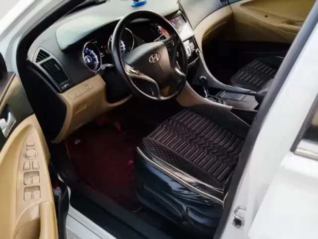 Hyundai Sonata, 2011 1, avtobaza.tj