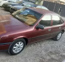 Opel Vectra A, 1990 в Худжанд 