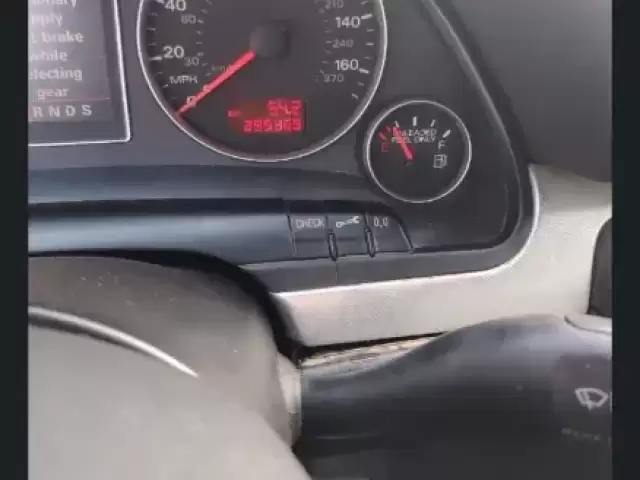 Audi A4, 2005 1, avtobaza.tj