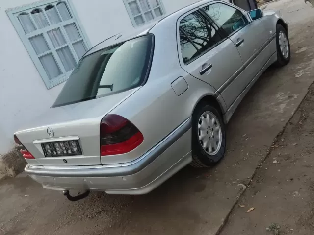 Mercedes-Benz 190, 2000 1, avtobaza.tj