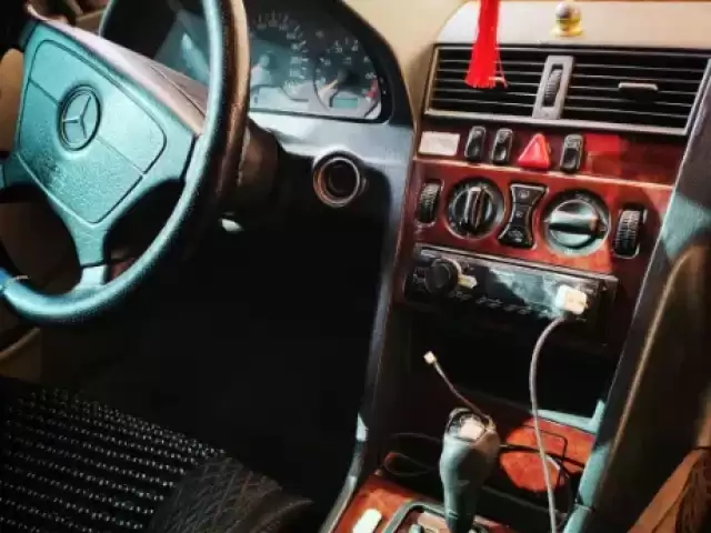 Mercedes-Benz C class, 2000 1, avtobaza.tj
