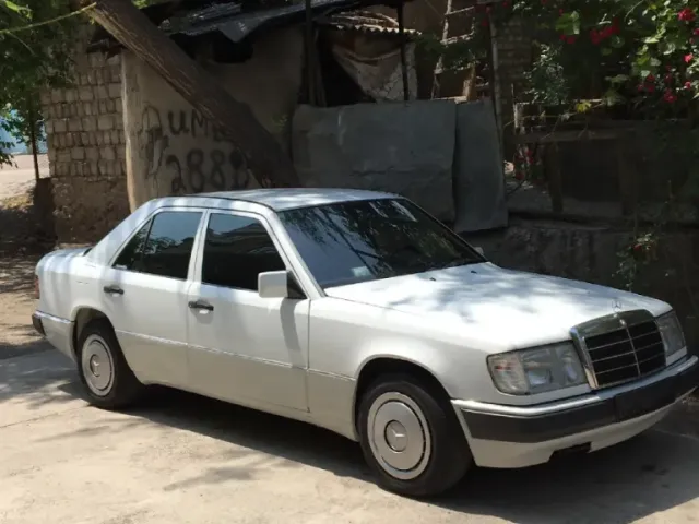 Mercedes-Benz W124 1, avtobaza.tj