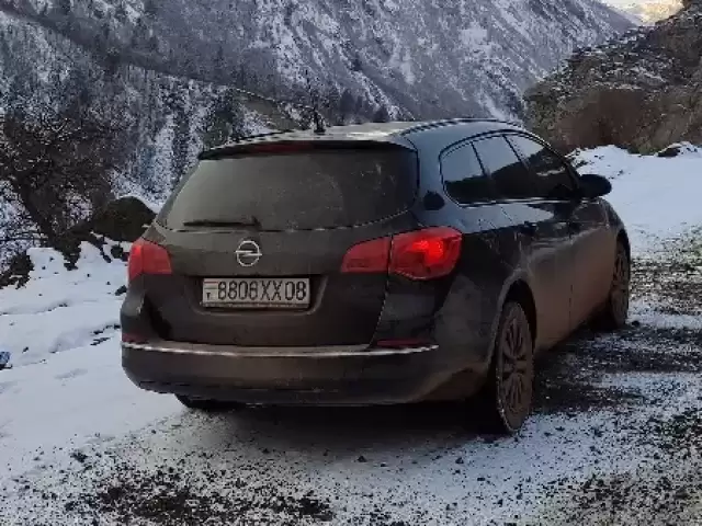 Opel Astra J, 2015 1, avtobaza.tj