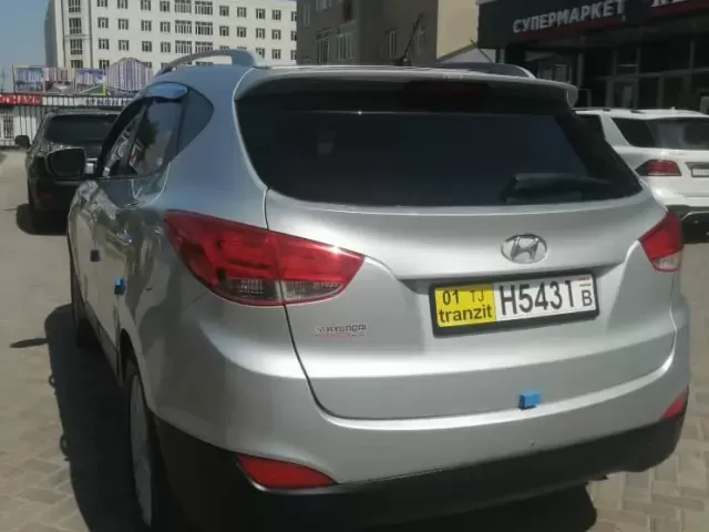 Hyundai Tucson 1, avtobaza.tj