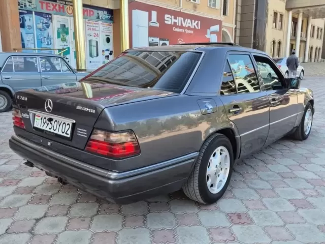 Mercedes-Benz W124, 1995 1, avtobaza.tj