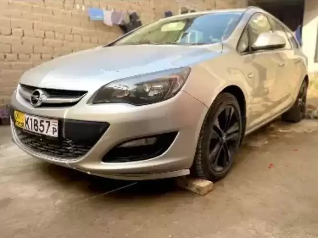 Opel Astra J, 2014 1, avtobaza.tj