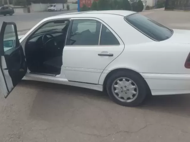 Mercedes-Benz C class 1, avtobaza.tj