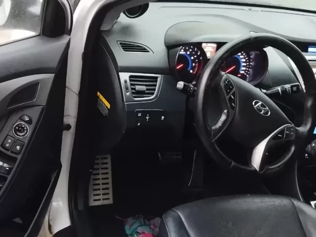 Hyundai Avante, 2012 1, avtobaza.tj