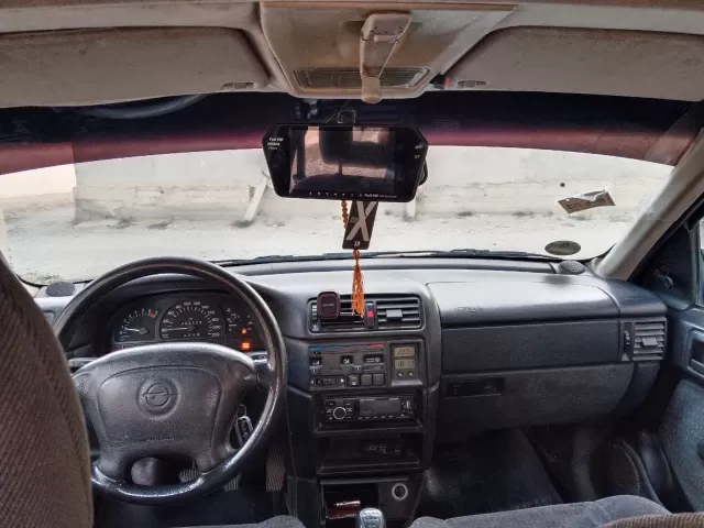 Opel Vectra A, 1995 1, avtobaza.tj