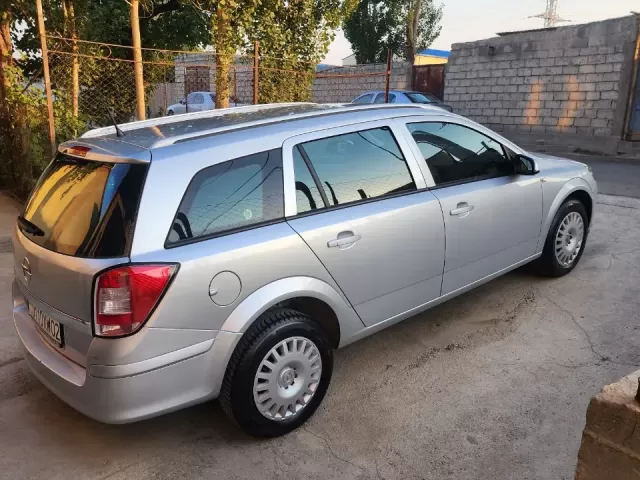 Opel Astra H, 2009 1, avtobaza.tj