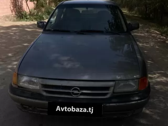 Opel Astra F 1, avtobaza.tj