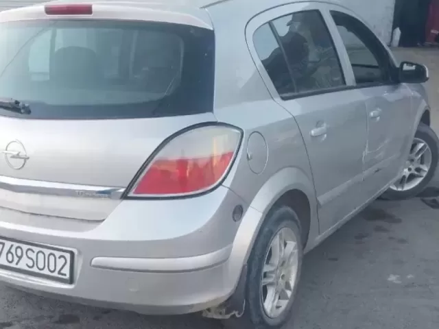 Opel Astra H 1, avtobaza.tj