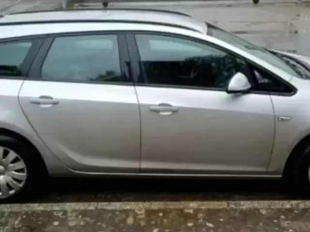 Opel Astra J, 2014 1, avtobaza.tj
