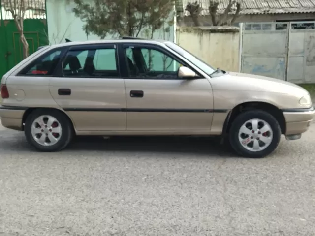 Opel Astra F 1, avtobaza.tj